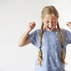 Objawy nerwicy u 3-latka: Kiedy lęk to coś więcej? Poradnik