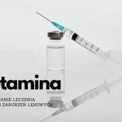 Ketamina lek: fiolka z płynem i strzykawka, wsparcie w leczeniu depresji i zaburzeń lękowych.