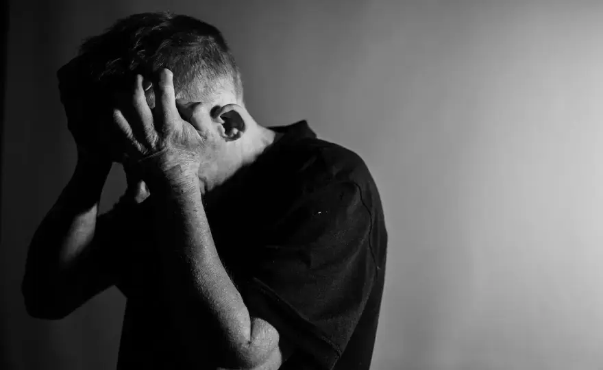Do jakiego lekarza z nerwicą iść? Psychiatra czy lekarz rodzinny